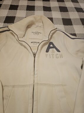 Abercrombie & Fitch Cream Full-Zip Shirt Jacket with Navy Accent